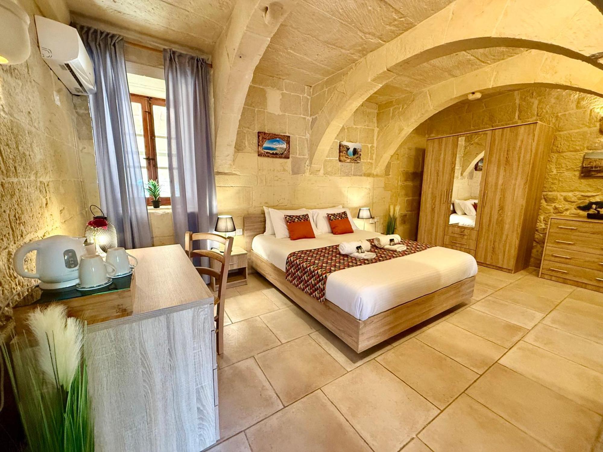 Ta' Matmura B&B Għarb Exterior foto